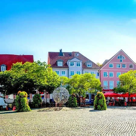Altstadt Idylle-ein Charmantes Refugium In Der Historischen Altstadt Von Mueritz Waren (Mueritz)
